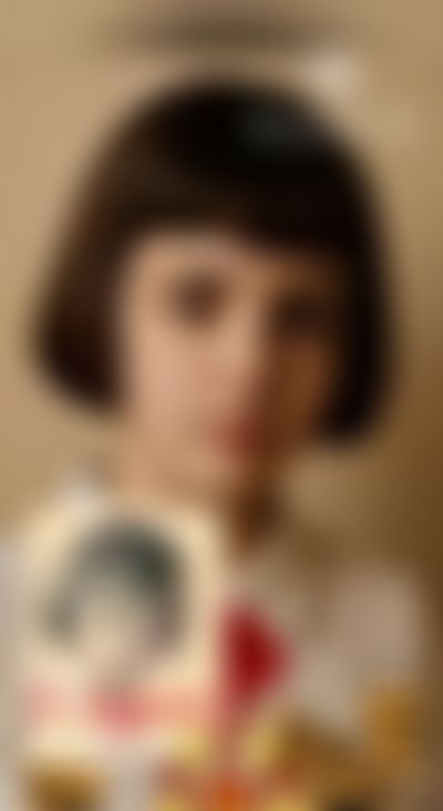 Post media background