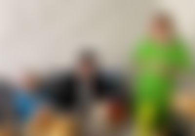 Post media background