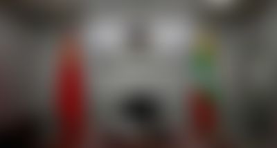 Post media background