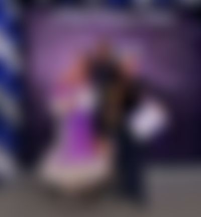 Post media background