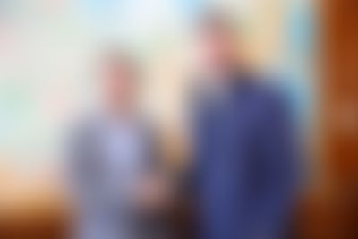 Post media background