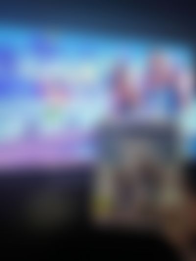 Post media background