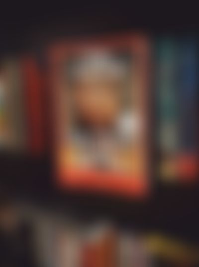 Post media background