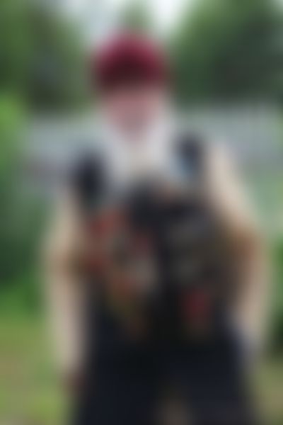 Post media background