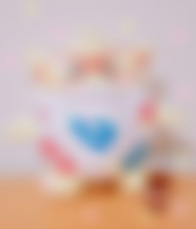 Post media background