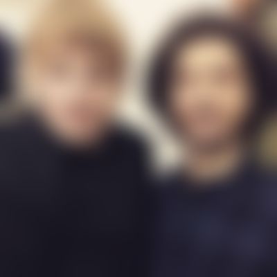 Post media background