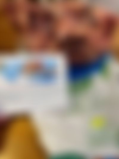 Post media background