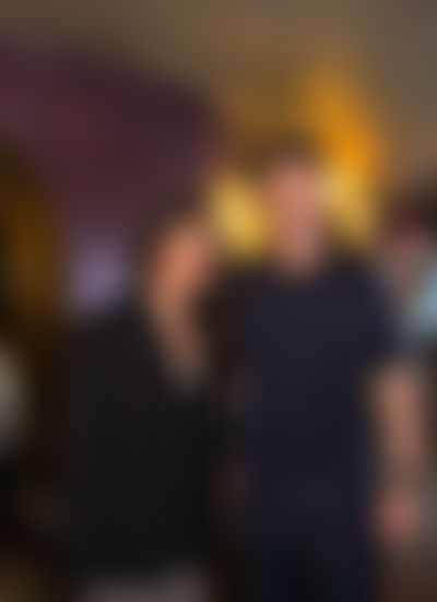 Post media background