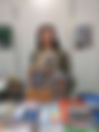 Post media background