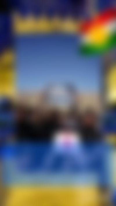 Post media background