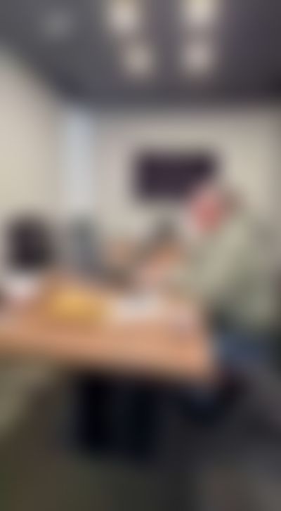 Post media background