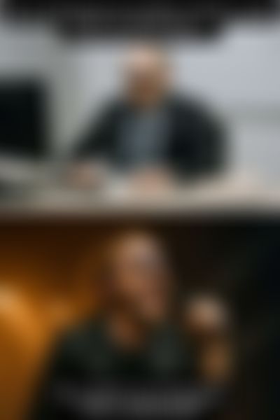 Post media background