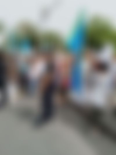 Post media background