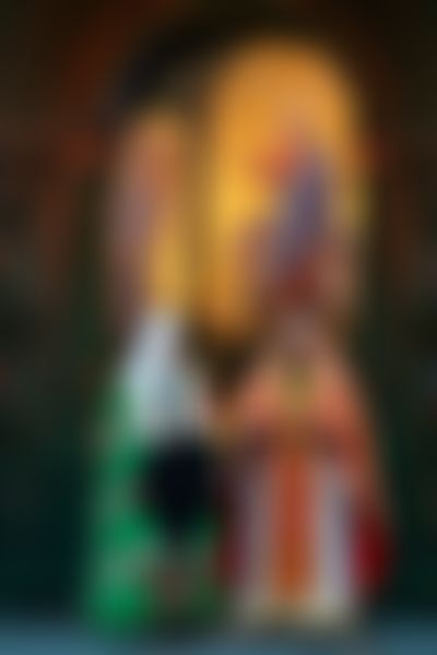 Post media background
