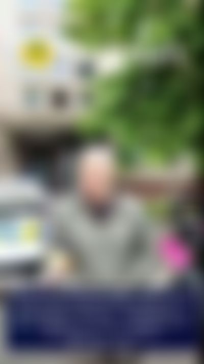 Post media background