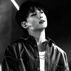 v archive solo avatar