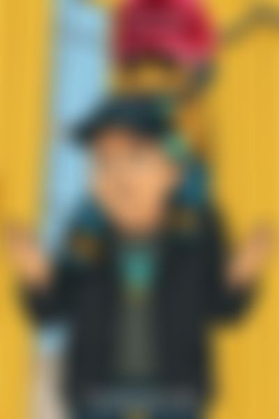 Post media background