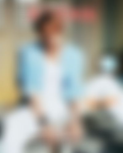 Post media background