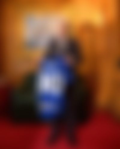 Post media background