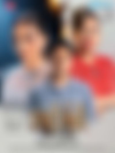 Post media background