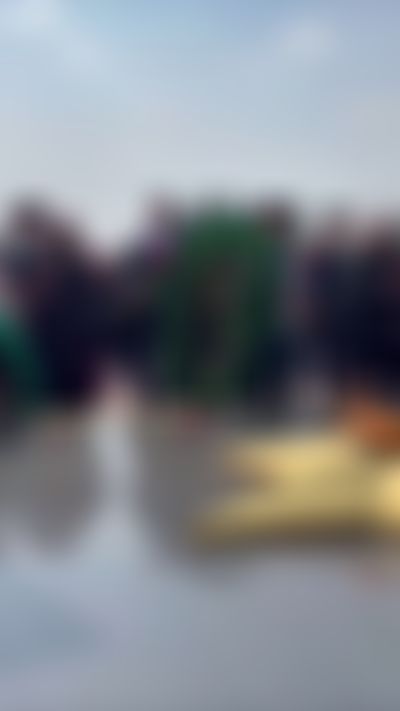Post media background