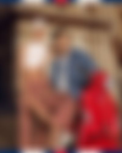 Post media background