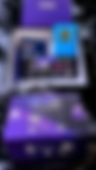 Post media background