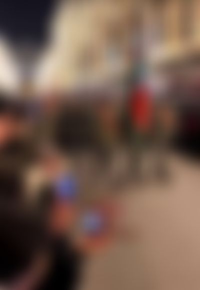 Post media background