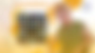 Post media background