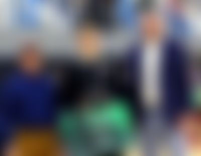 Post media background