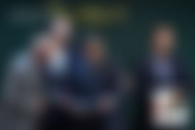 Post media background