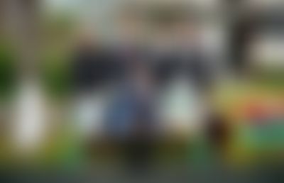 Post media background