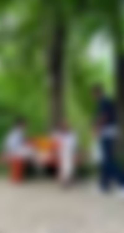 Post media background