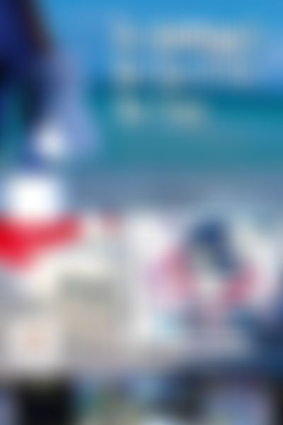 Post media background
