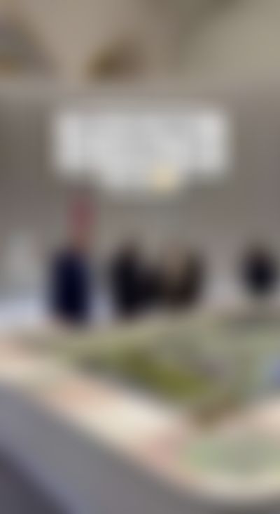 Post media background