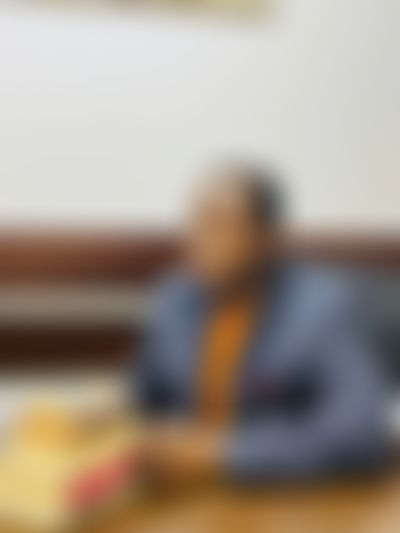 Post media background