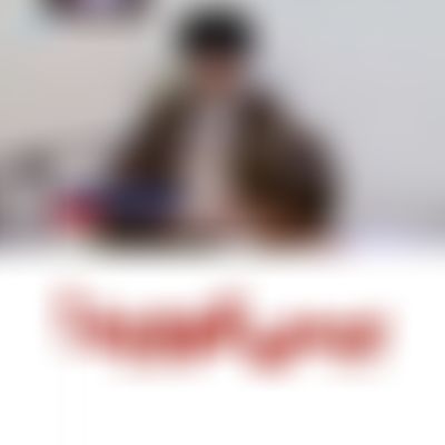Post media background