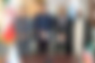 Post media background