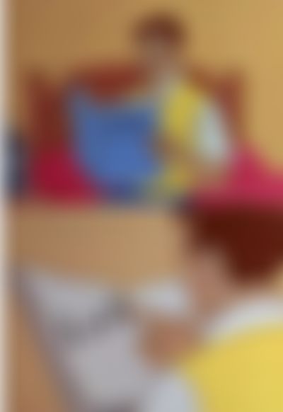 Post media background