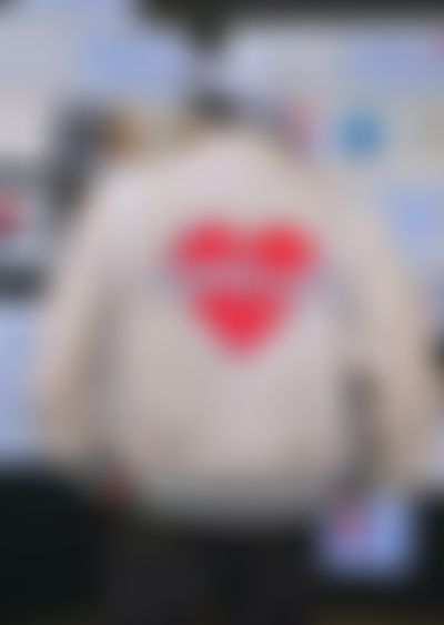 Post media background