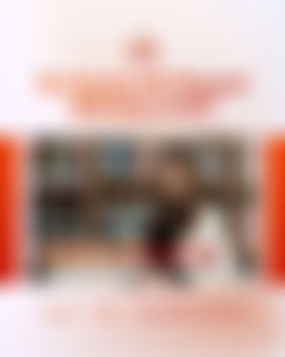 Post media background