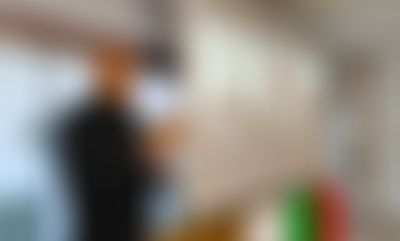 Post media background
