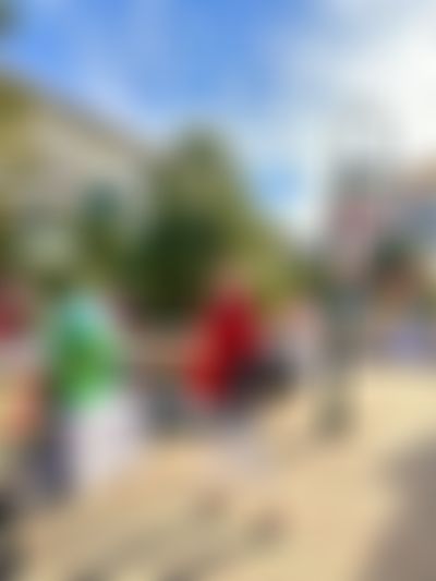 Post media background