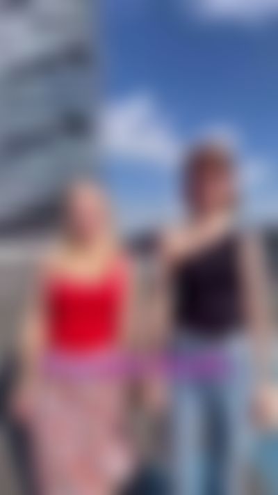 Post media background
