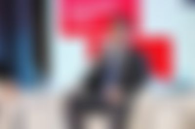 Post media background