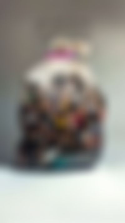 Post media background