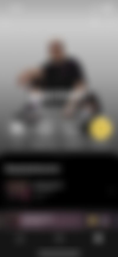 Post media background