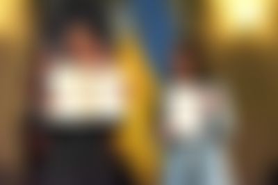 Post media background
