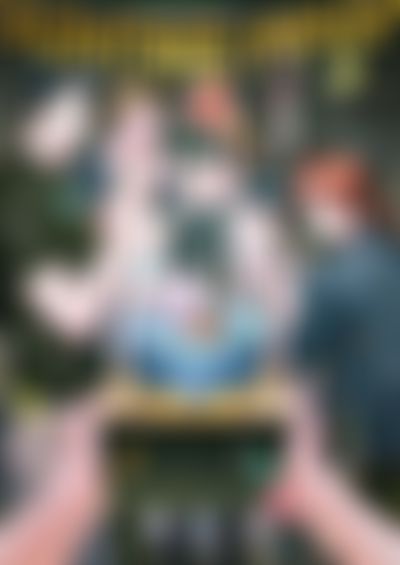 Post media background