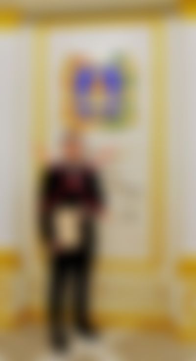 Post media background